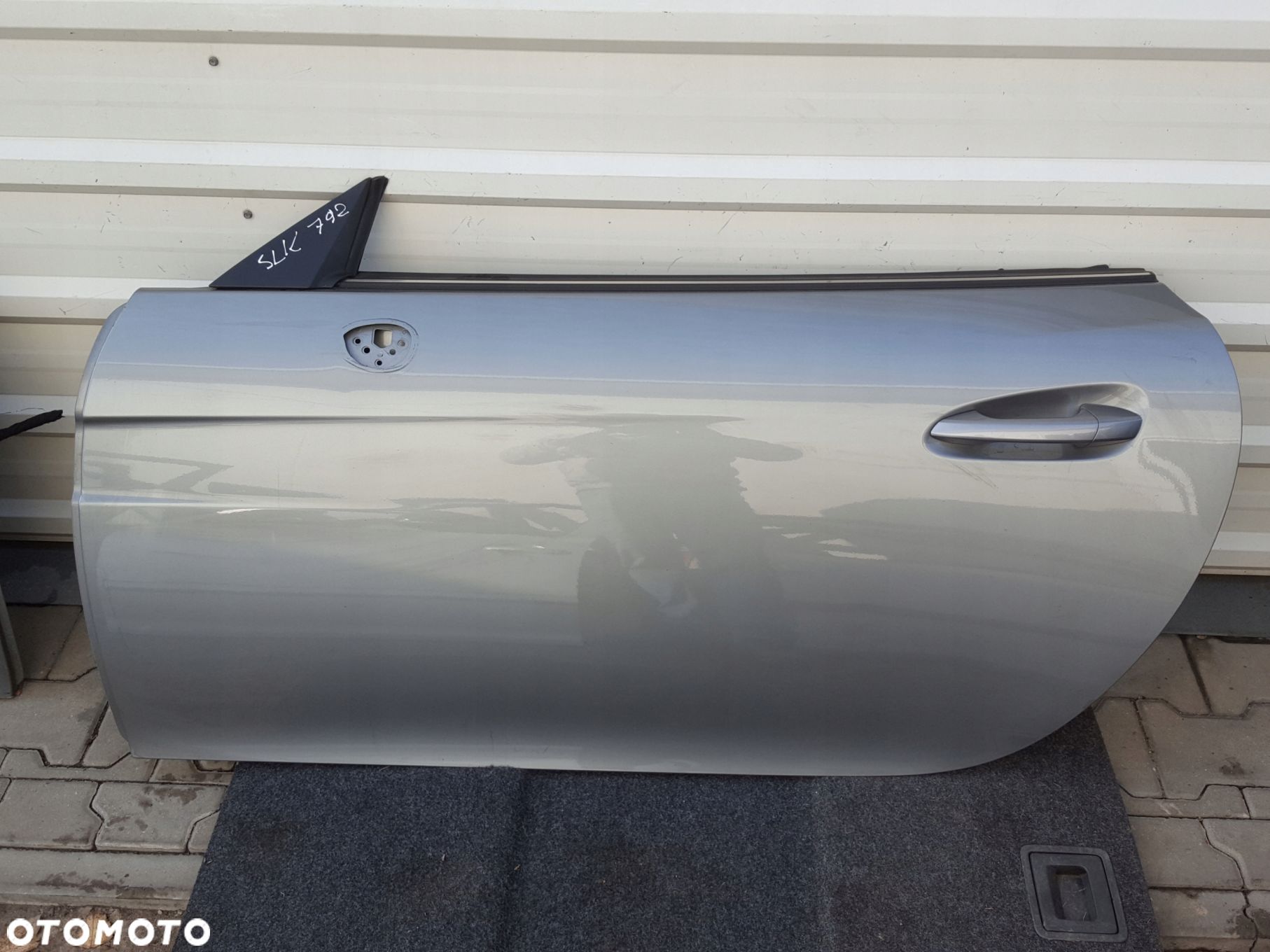 MERCEDES SLK R172 W172 11r- DRZWI LEWE 792 - 1