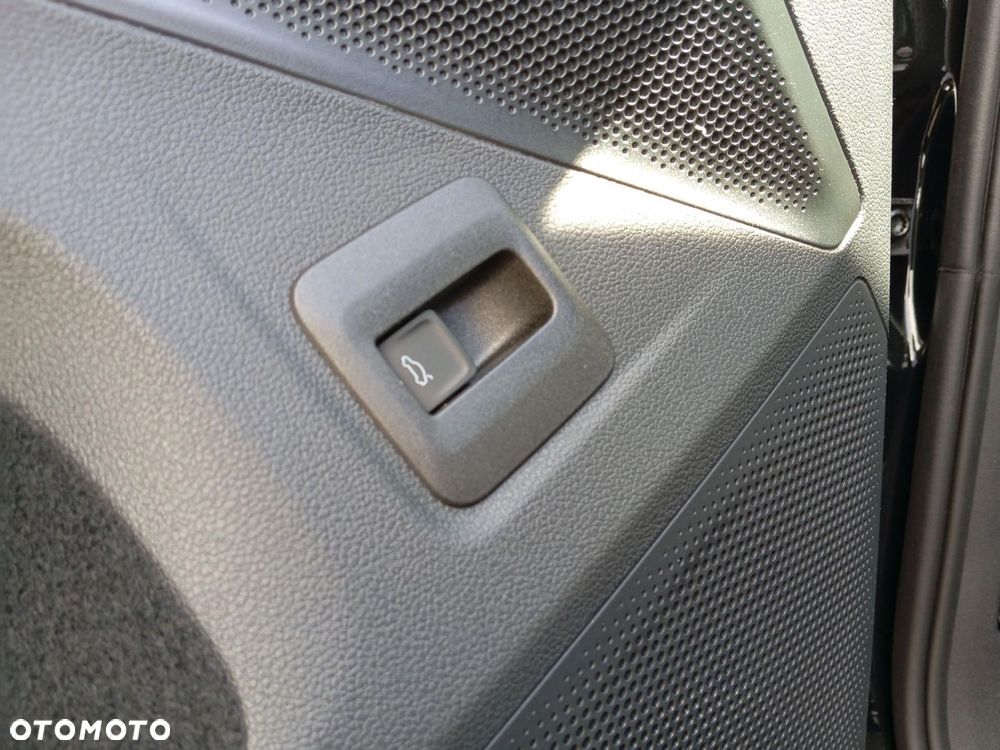 Volkswagen Tiguan - 14