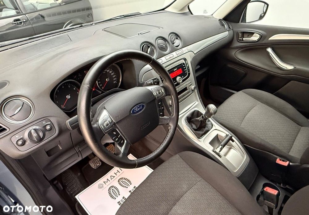 Ford Galaxy 2.0 Trend - 24