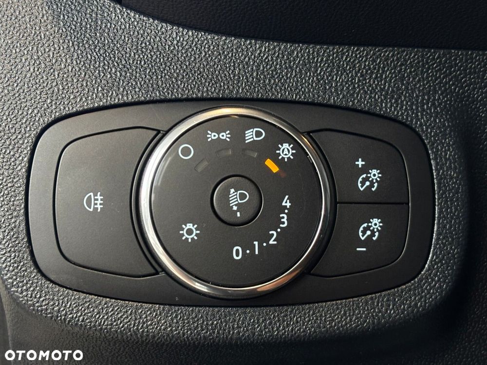 Ford Fiesta - 11