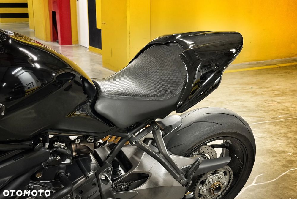 Ducati Monster - 8