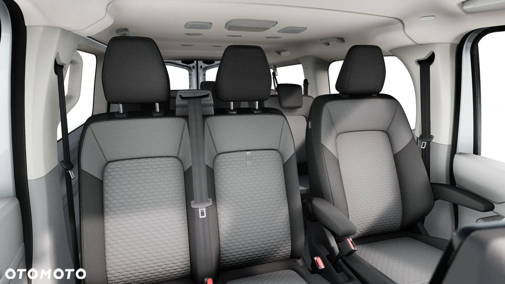 Volkswagen Caravelle - 9