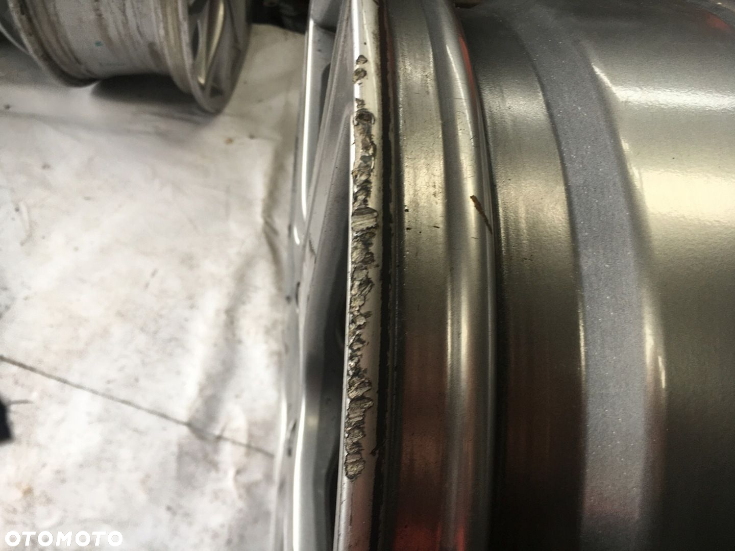 FELGA ALUMINIOWA DEZENT 7JX17H2 ET40 4X114,3 - 10