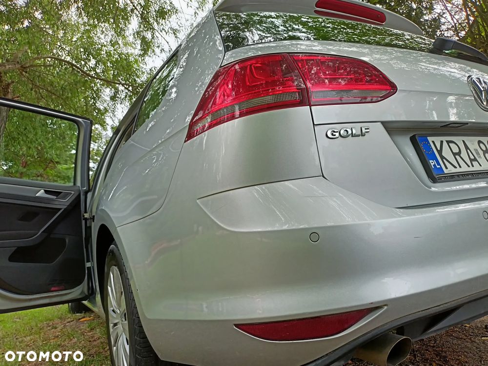 Volkswagen Golf 1.6 TDI BlueMotion Trendline - 16