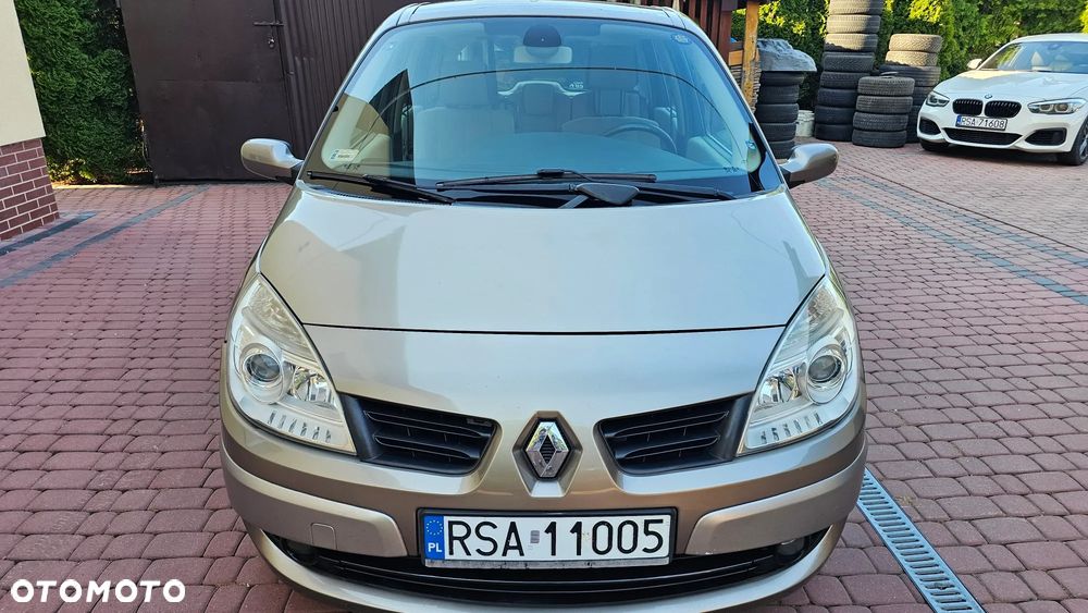 Renault Scenic 1.9 dCi Privilege - 17