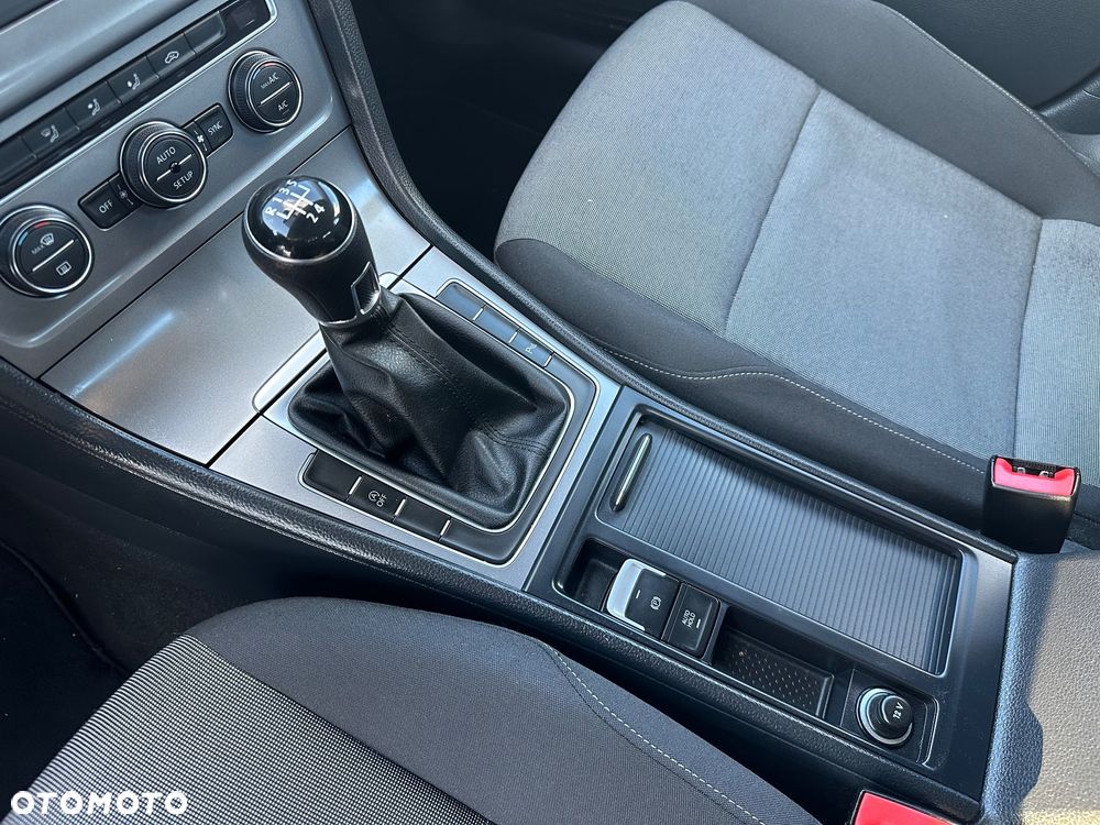 Volkswagen Golf 1.2 TSI Style - 22