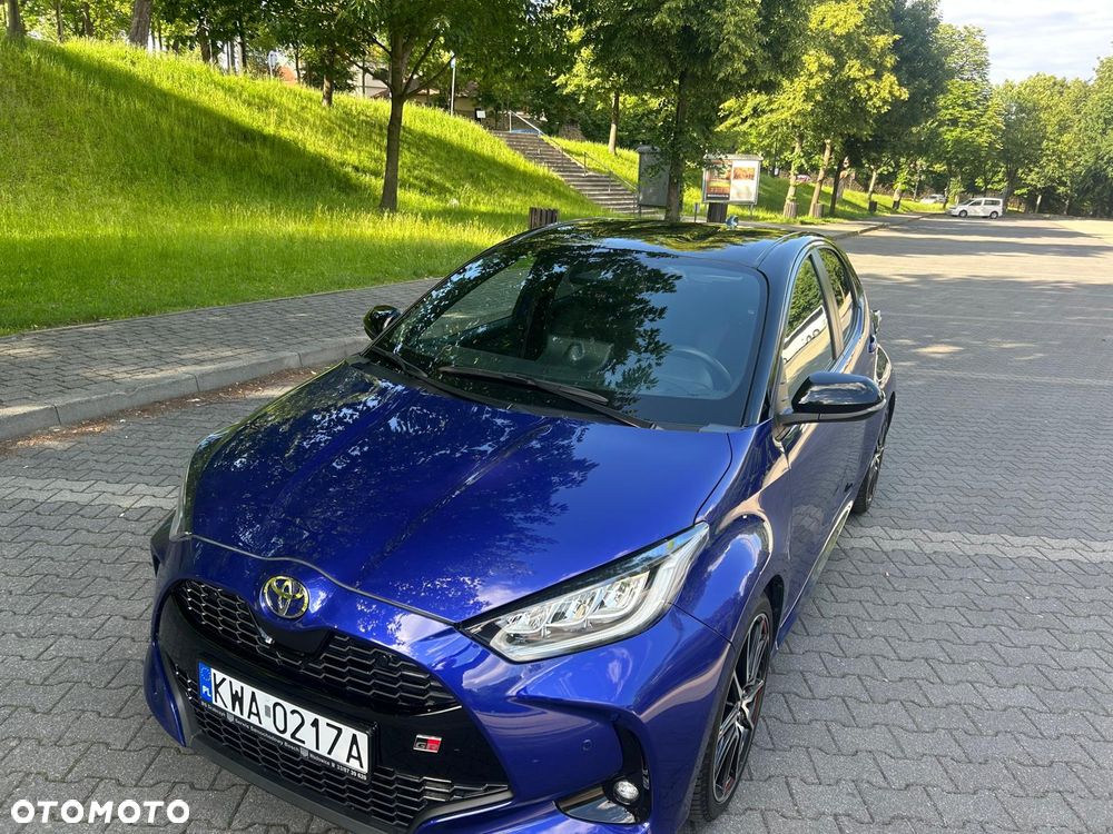 Toyota Yaris Hybrid 1.5 GR Sport - 9