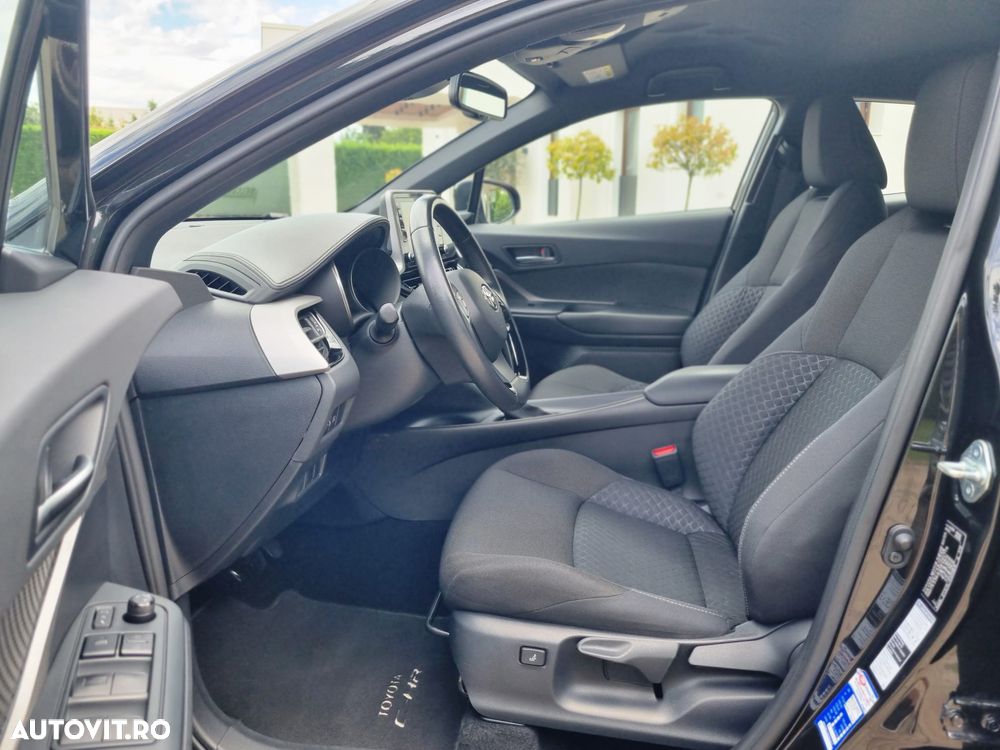 Toyota C-HR Style - 10
