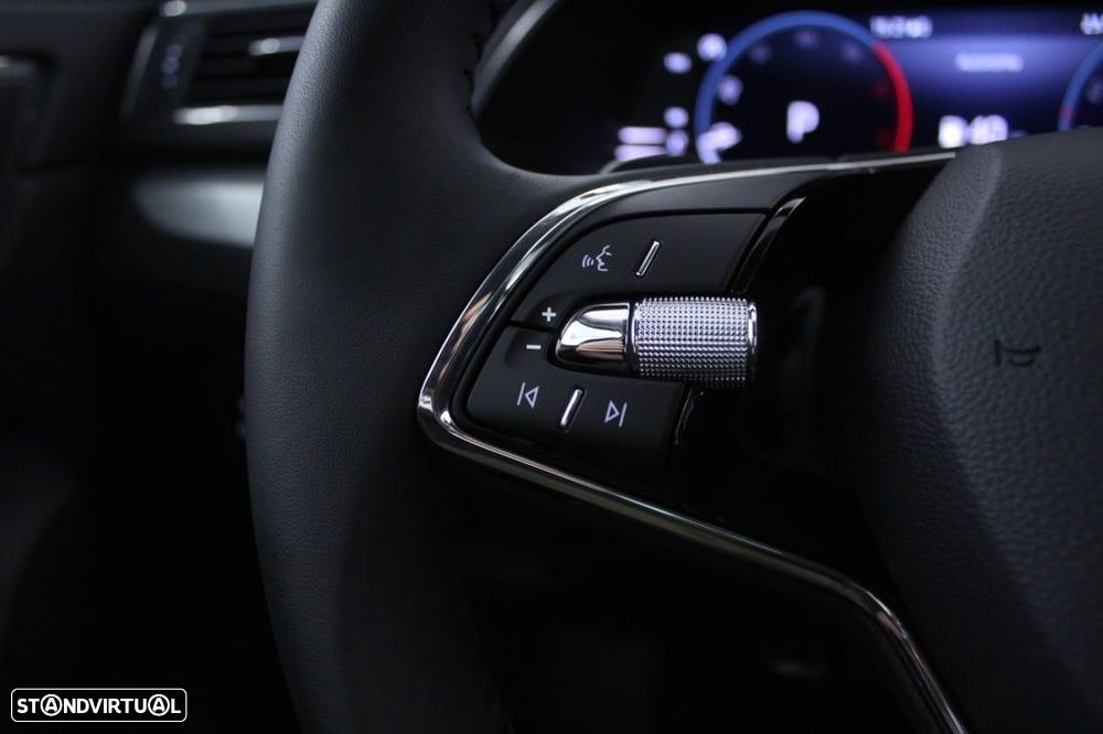 Skoda Superb Break 2.0 TDI Ambition DSG - 22