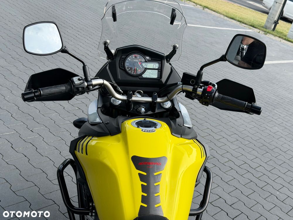 Suzuki V-STROM - 21