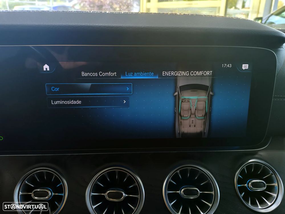 Mercedes-Benz E 200 AMG Line - 23