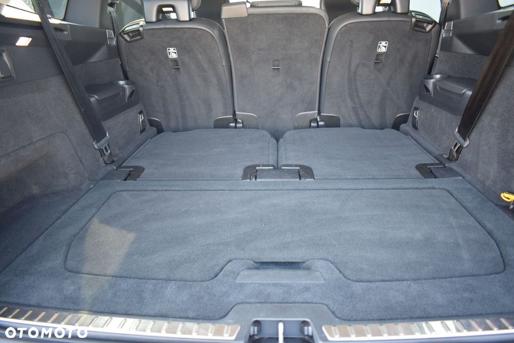 Volvo XC 90 - 26