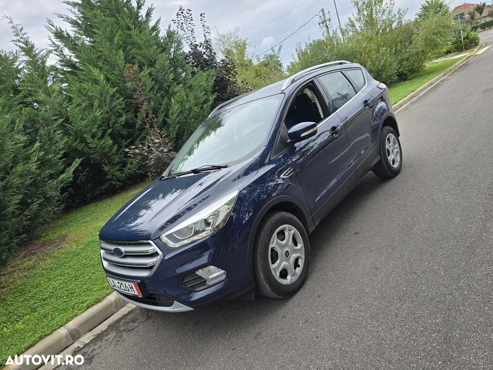 Ford Kuga 2.0 EcoBlue Aut. TITANIUM - 6