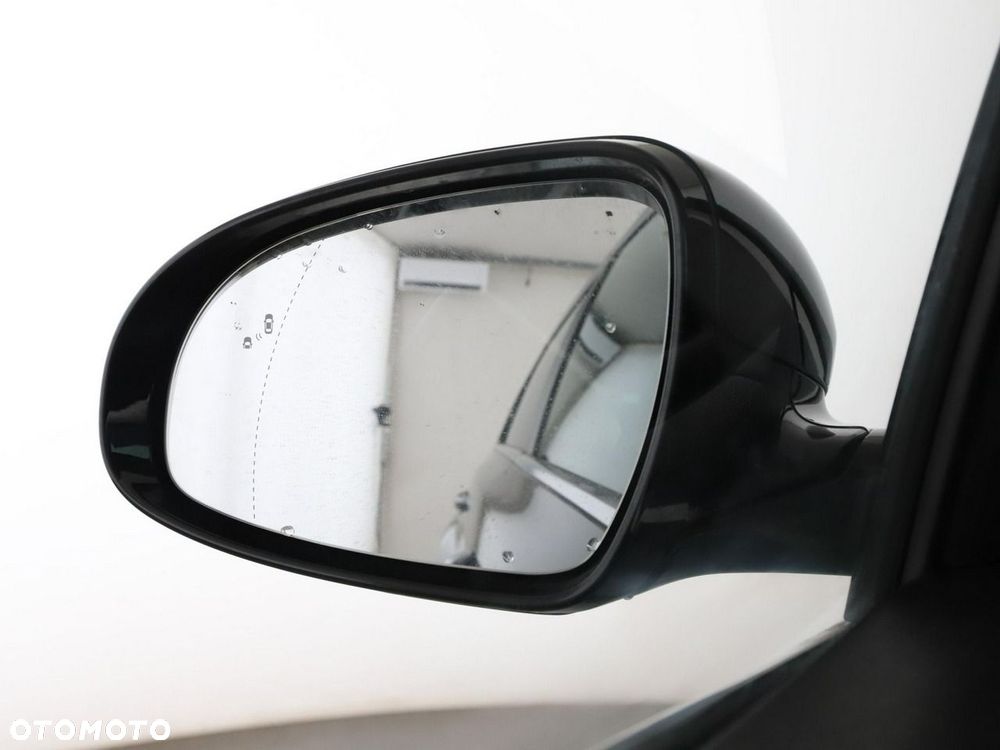 Kia Sportage 2,0 CRDI AWD GT Line - 38