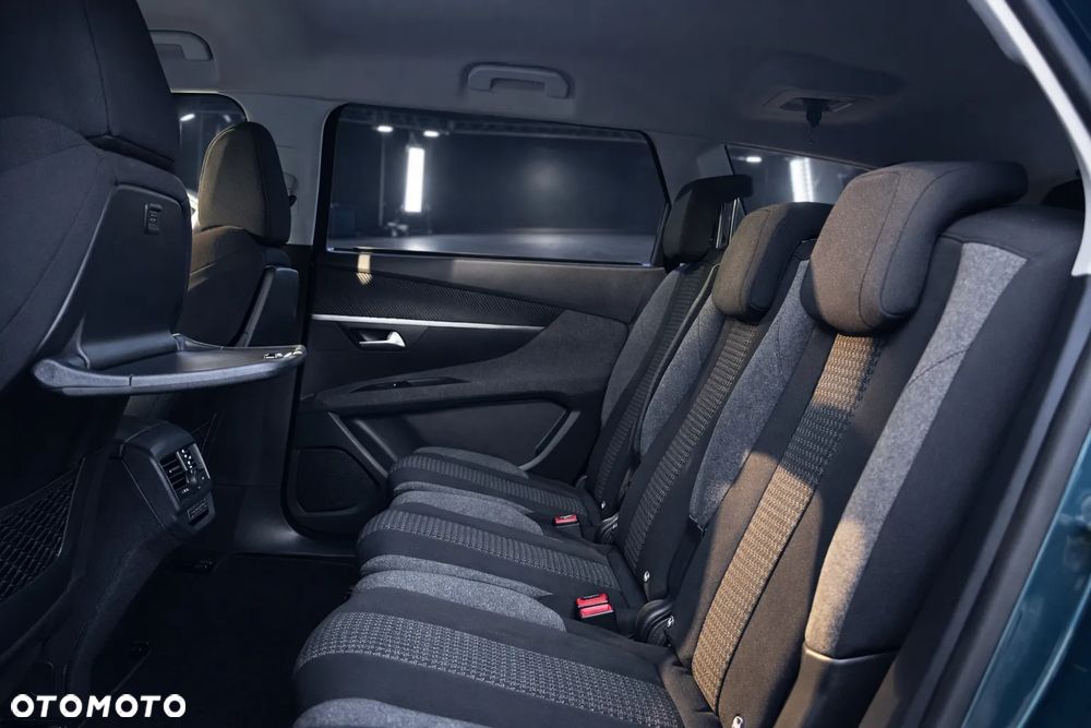 Peugeot 5008 PureTech 130 Active - 16