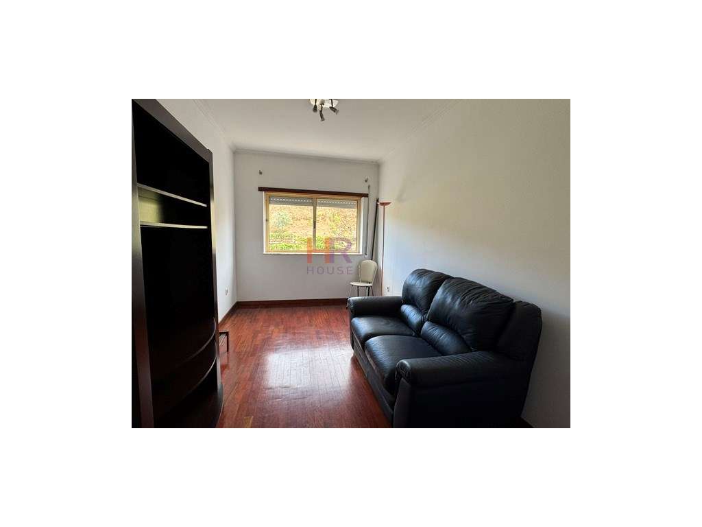 Arrenda-se t1 totalmente mobilado, com lugar de garagem e arrumo. - Grande imagem: 4/21