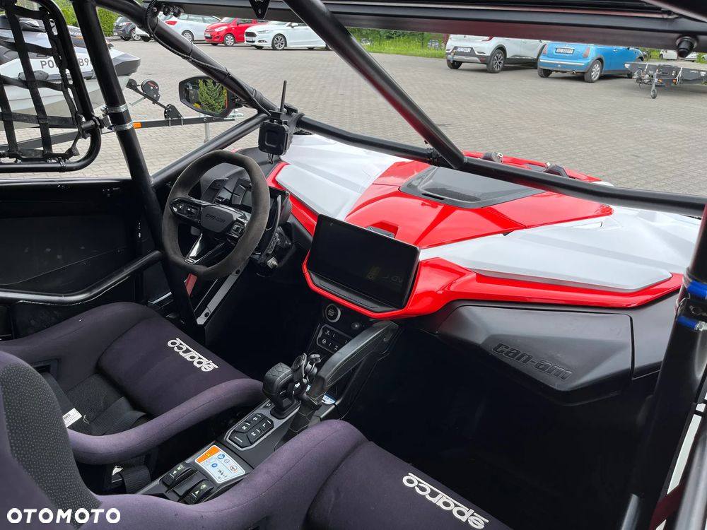 Can-Am Maverick - 18