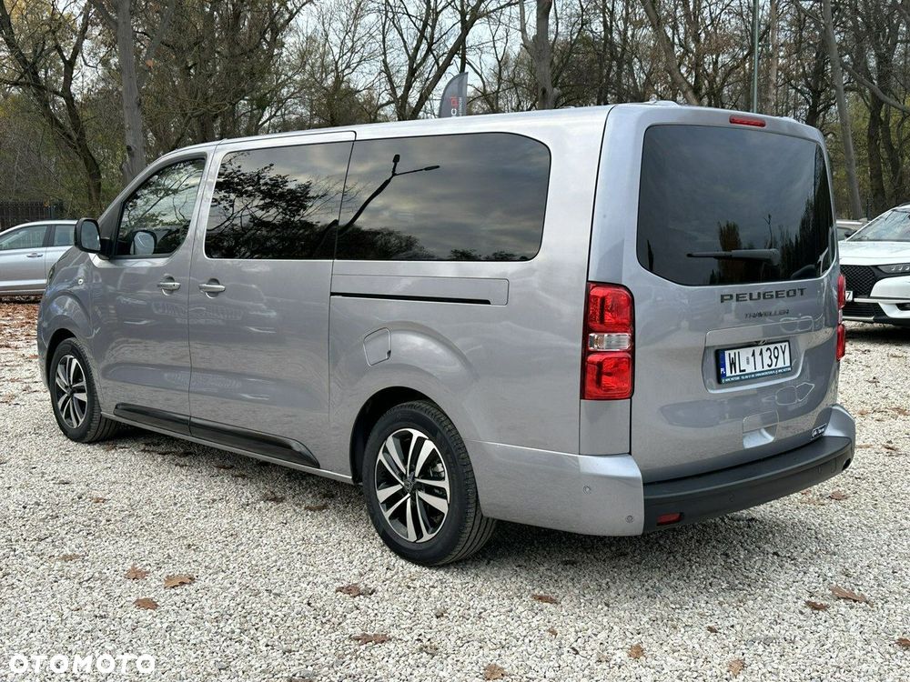 Peugeot Traveller - 6
