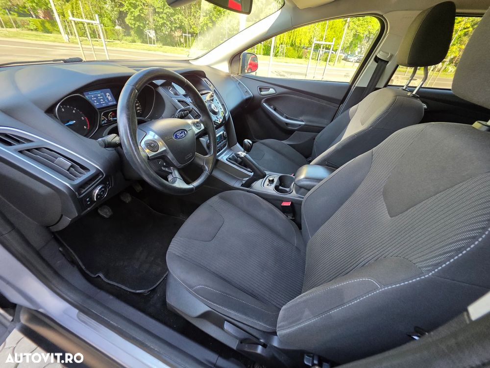 Ford Focus 1.6 TDCI DPF Titanium - 5