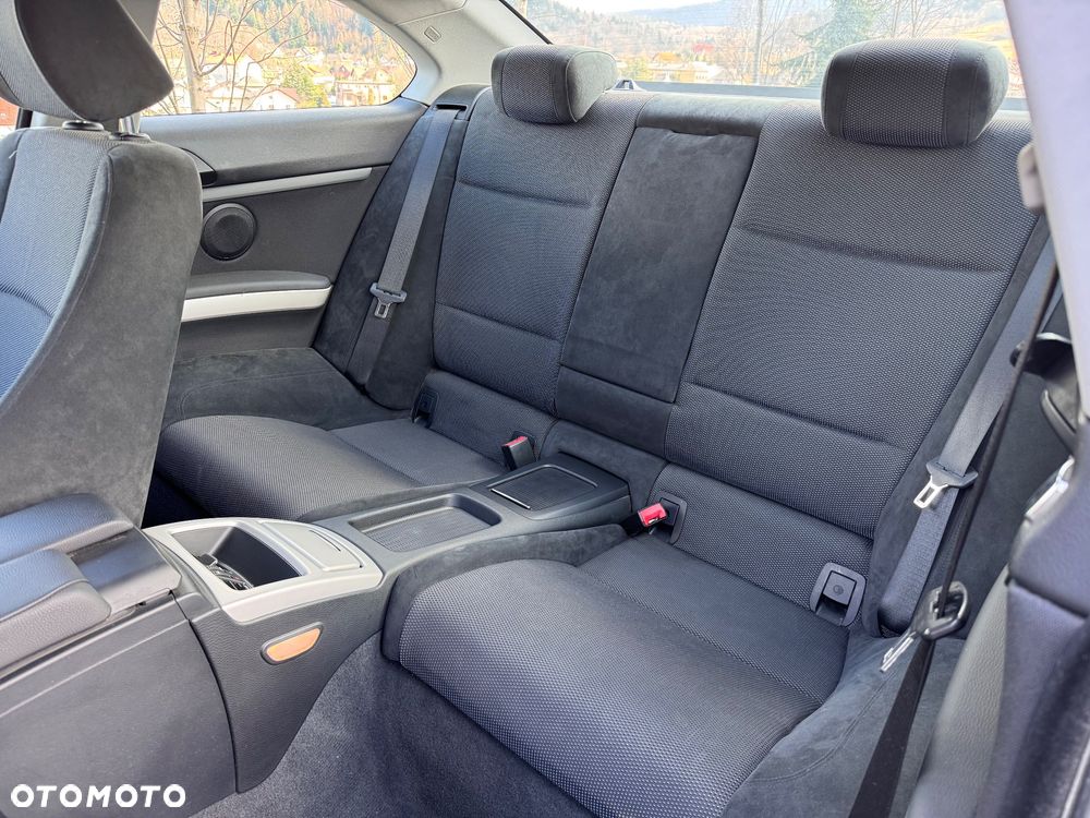 BMW Seria 3 325i - 13