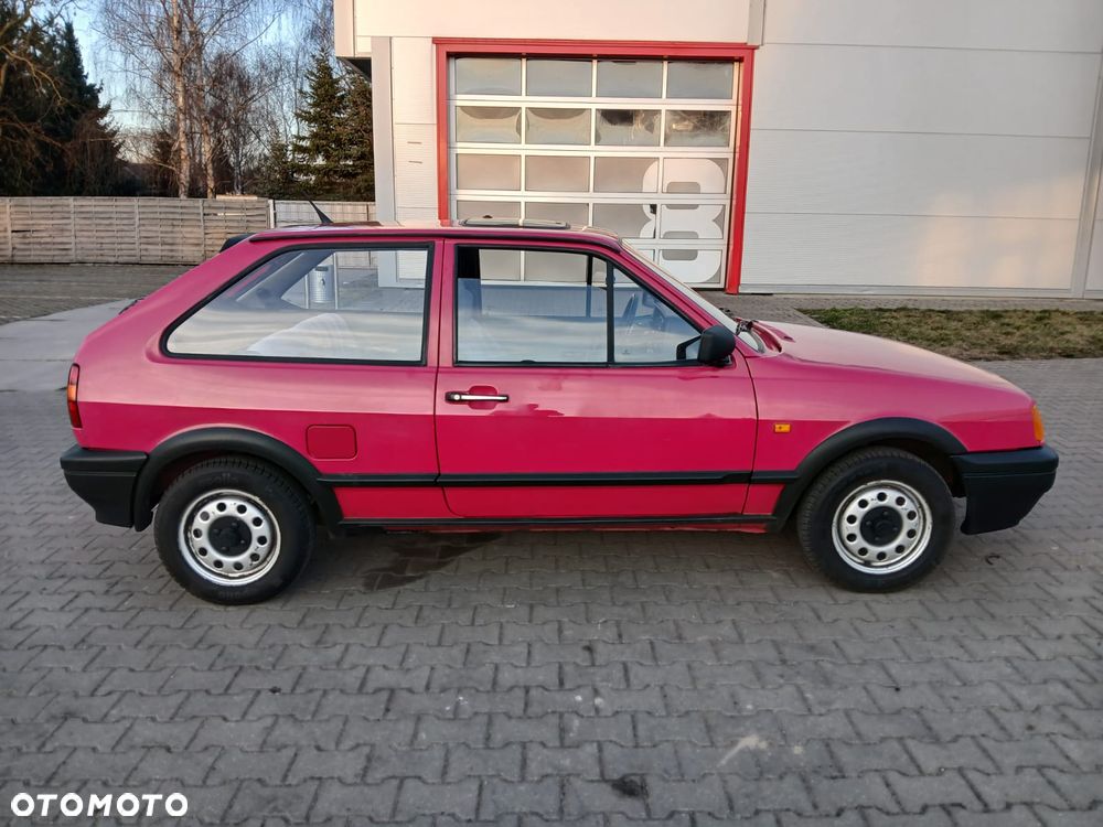 Volkswagen Polo 1.0 CL - 8