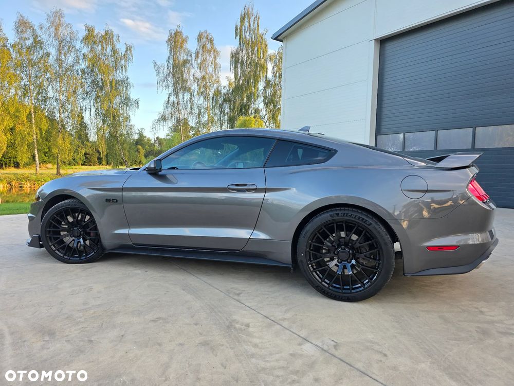 Ford Mustang - 3