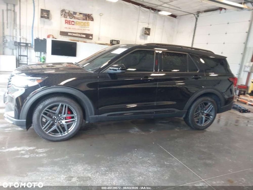 Ford Explorer - 2