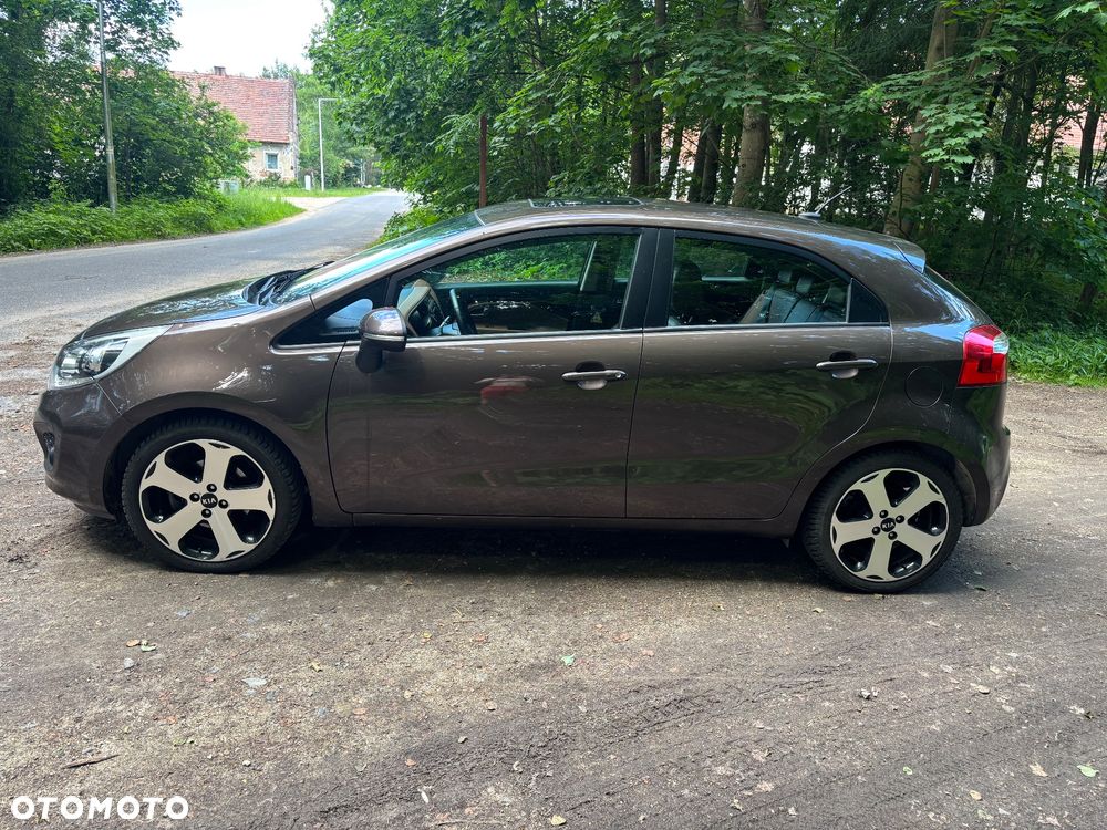 Kia Rio 1.4 M - 7