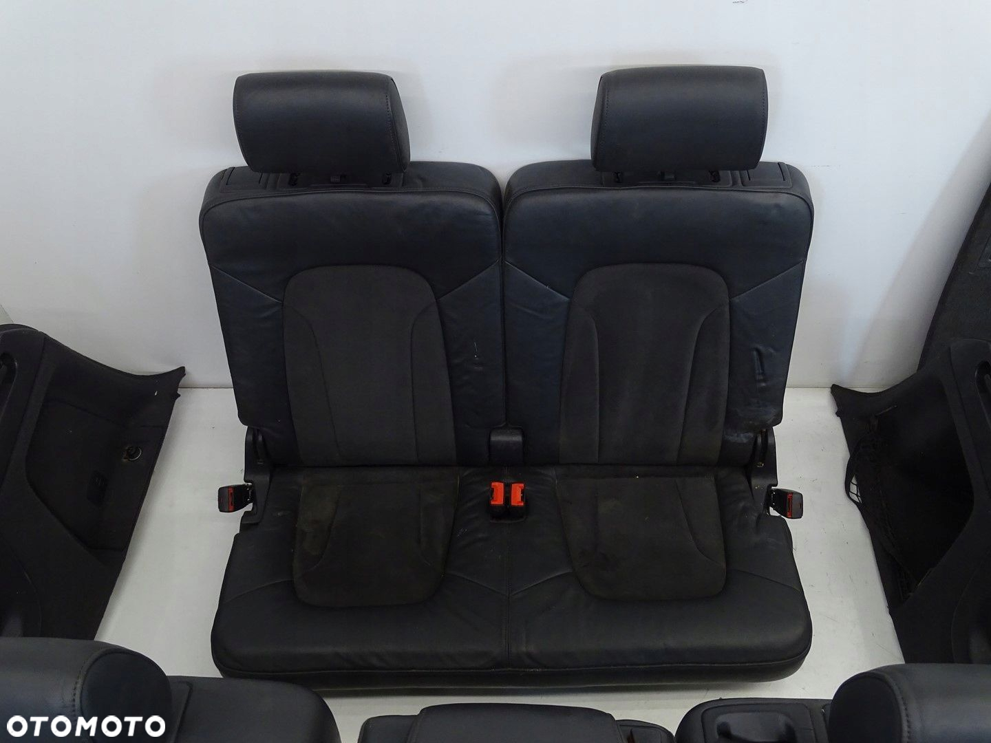 KOMPLET FOTELI DRUGI  TRZECI RZĄD POŁSKÓRA AUDI Q7 4L LIFT - 2