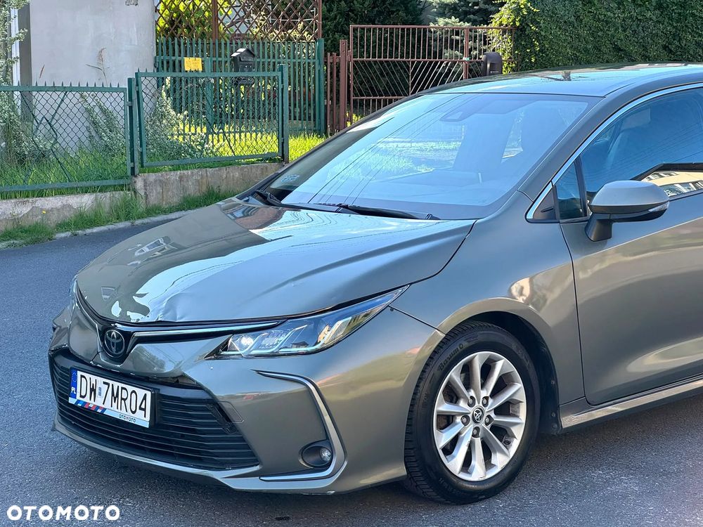 Toyota Corolla 1.6 Comfort - 19