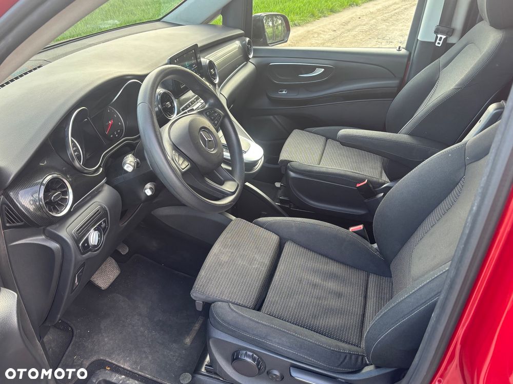 Mercedes-Benz Klasa V 220 d Extralang 9G-TRONIC - 13