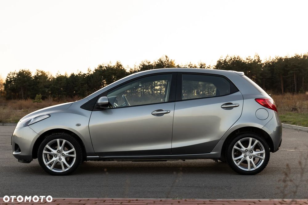 Mazda 2 1.3 Exclusive - 11