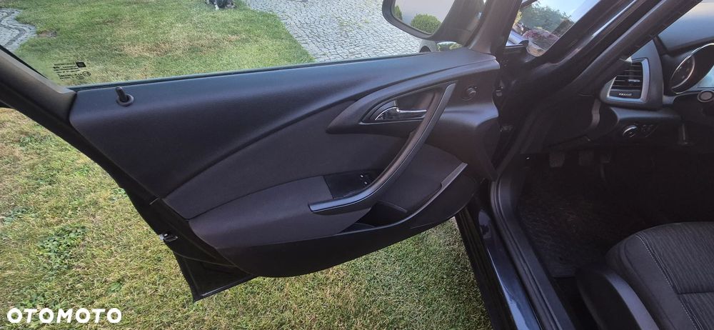 Opel Astra - 16