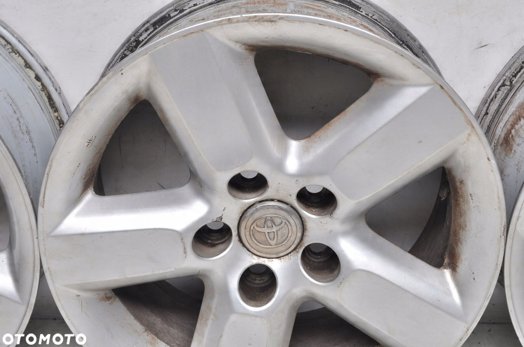 TOYOTA RAV 4 II FELGI ALUMINIOWE R16" 7J 5X114.3 ET35 - 13