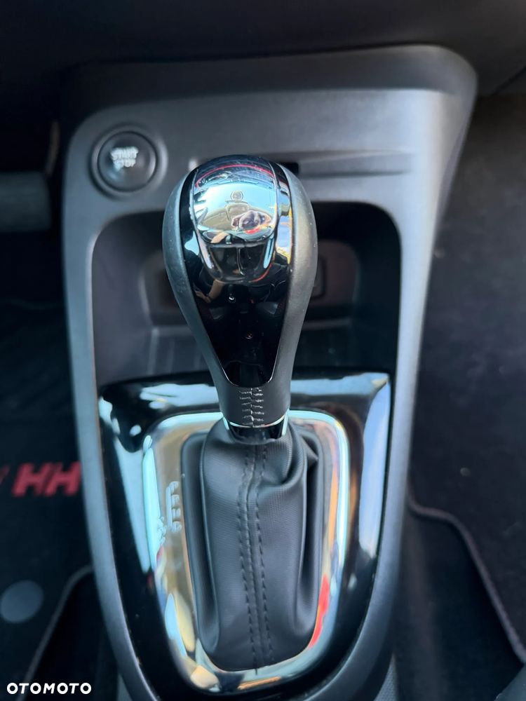 Renault Captur 1.2 TCe Helly Hansen EDC - 15
