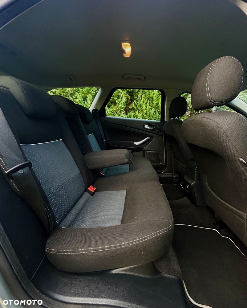 Ford Mondeo 1.6 Trend - 20