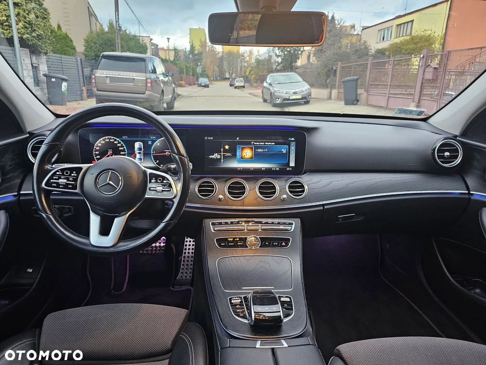 Mercedes-Benz Klasa E 220 d 9G-TRONIC - 10