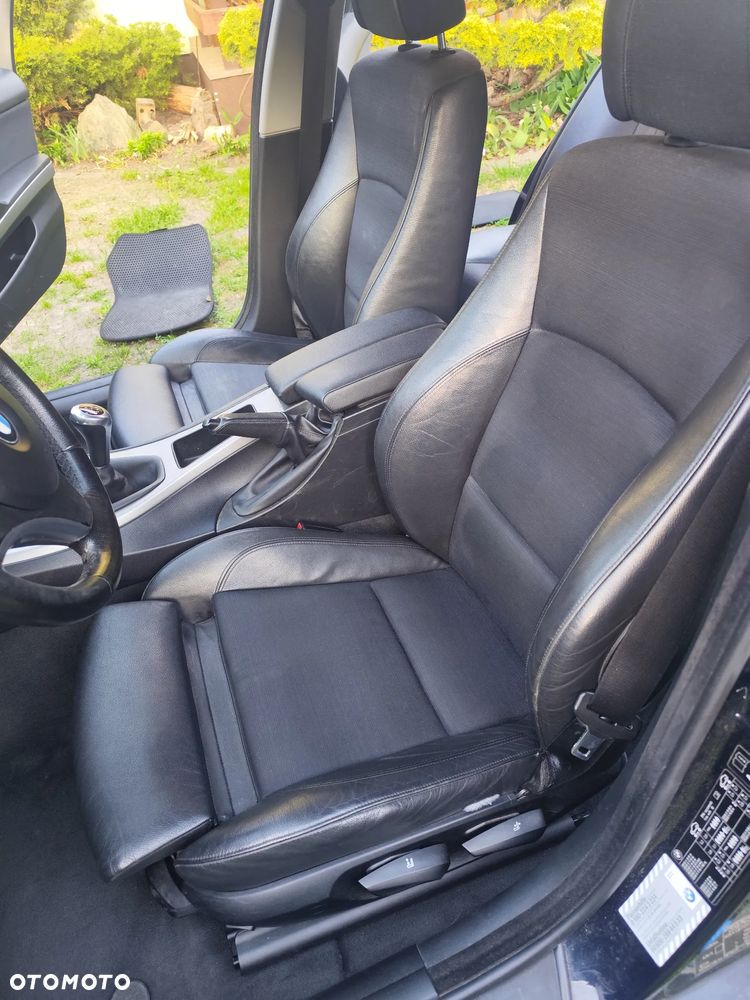 BMW Seria 3 - 21