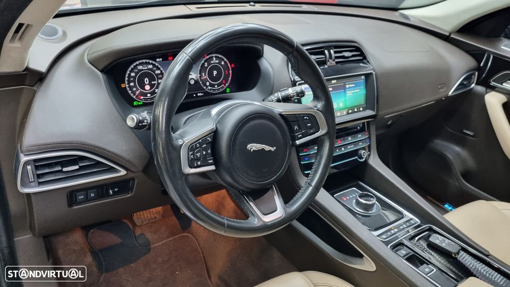 Jaguar F-Pace 20d Aut. Prestige - 18