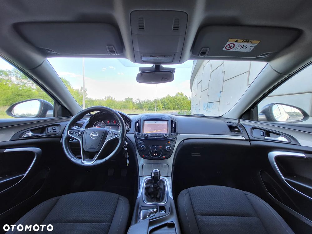 Opel Insignia - 16