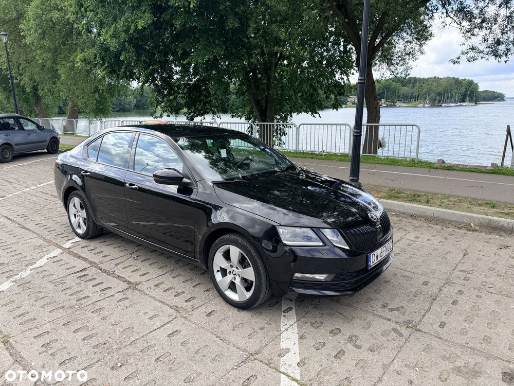 Skoda Octavia - 2