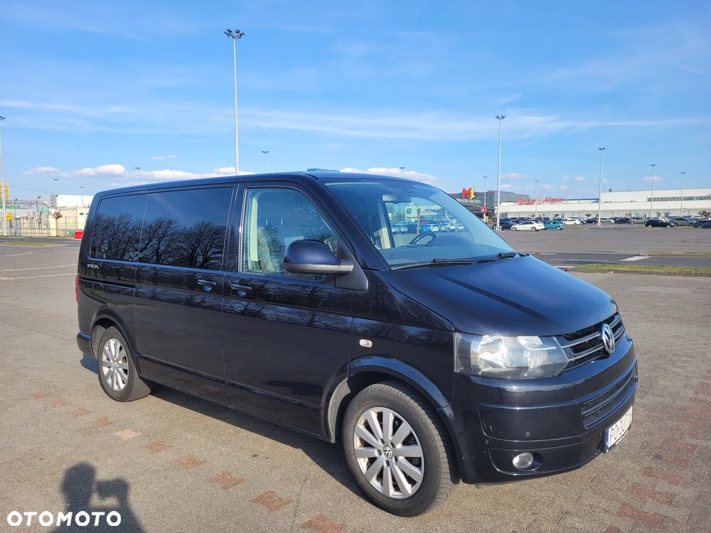 Volkswagen Multivan - 1