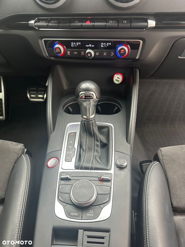Audi S3 2.0 TFSI Quattro S tronic - 17