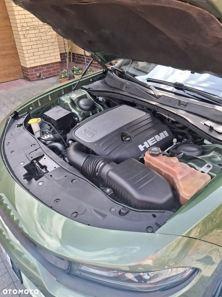 Dodge Charger 5.7 R/T - 16