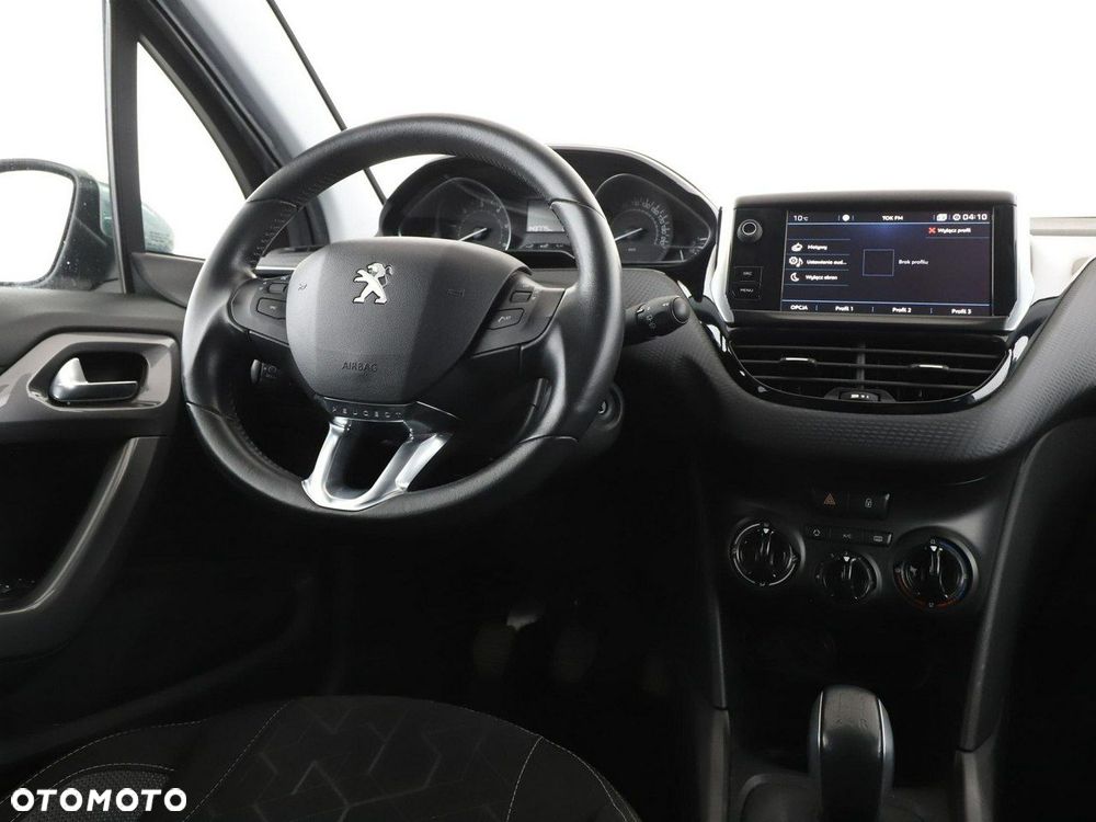 Peugeot 2008 1.6 BlueHDi Style - 17