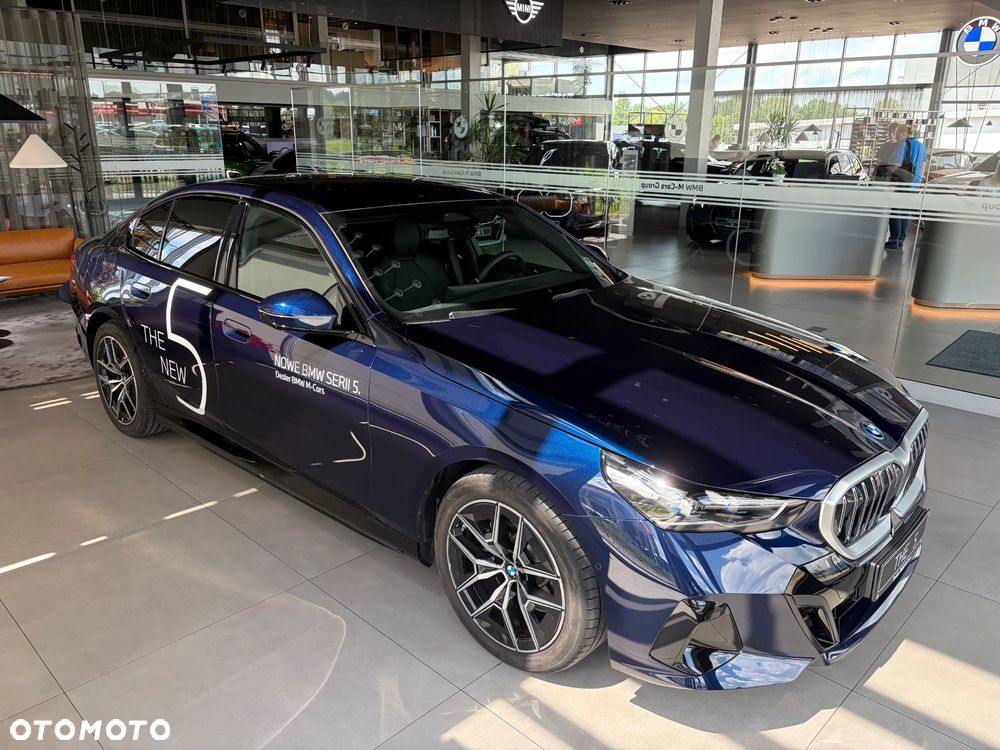 BMW Seria 5 530e PHEV M Sport - 4