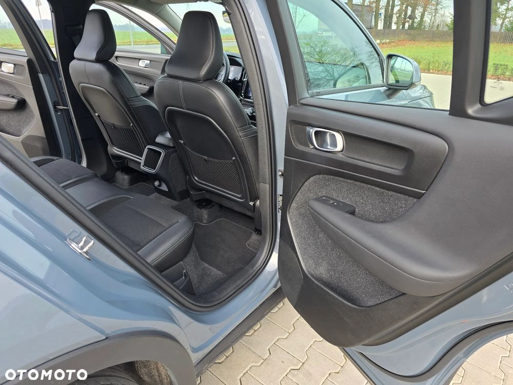 Volvo XC 40 - 28