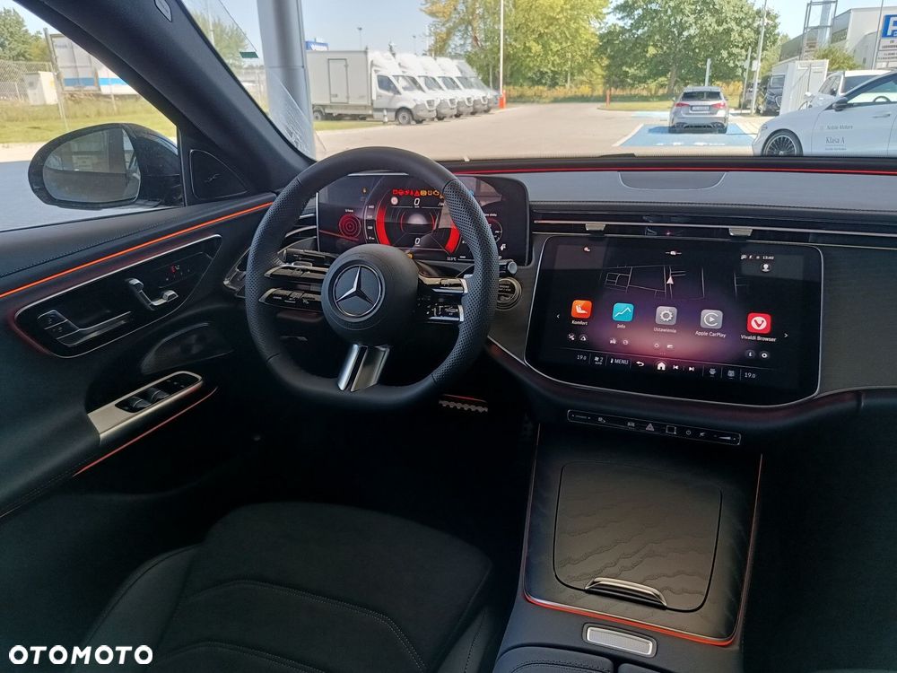 Mercedes-Benz Klasa E - 12