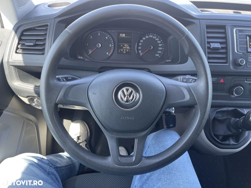 Volkswagen Transporter - 14