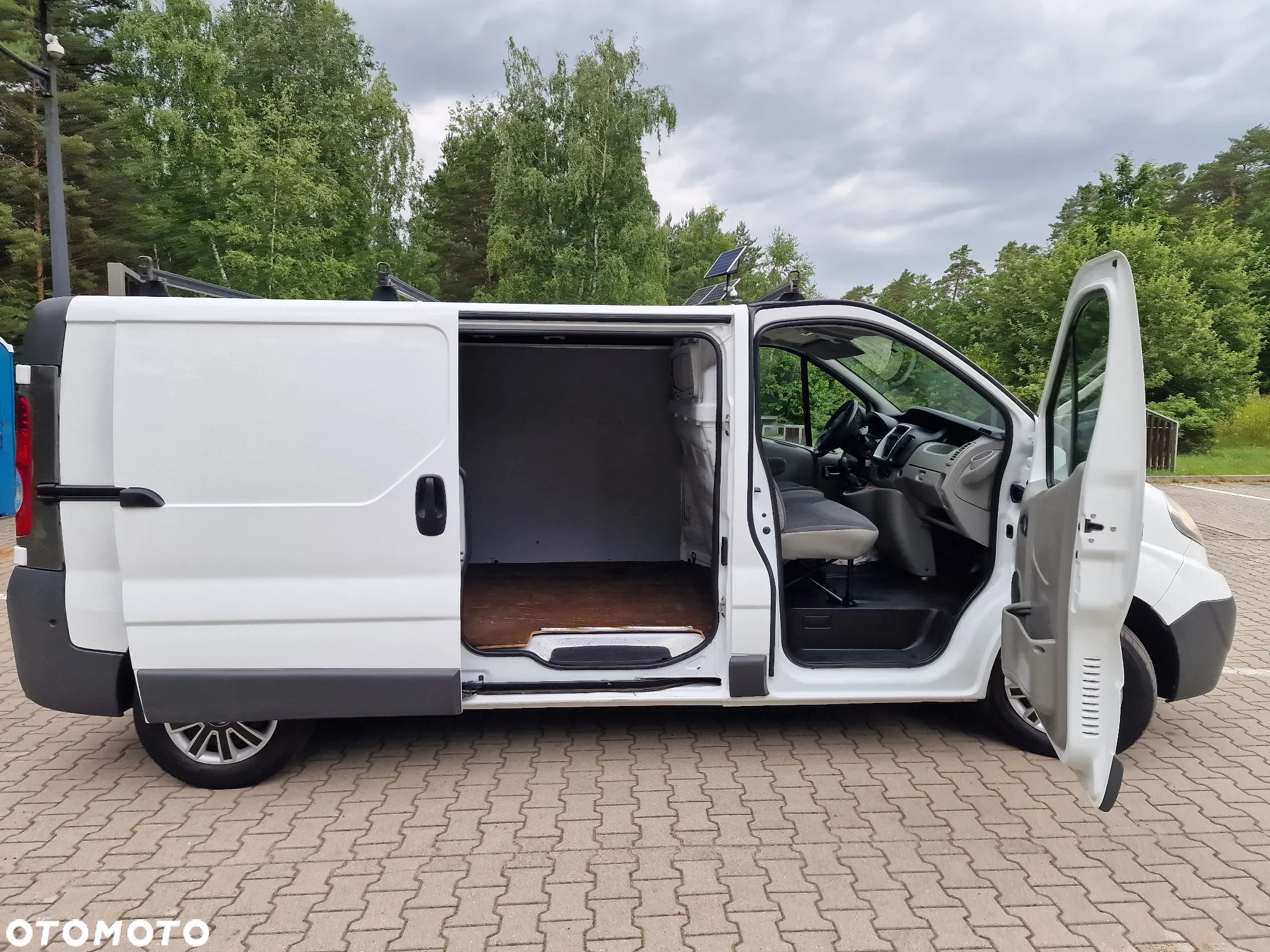 Renault Trafic - 15